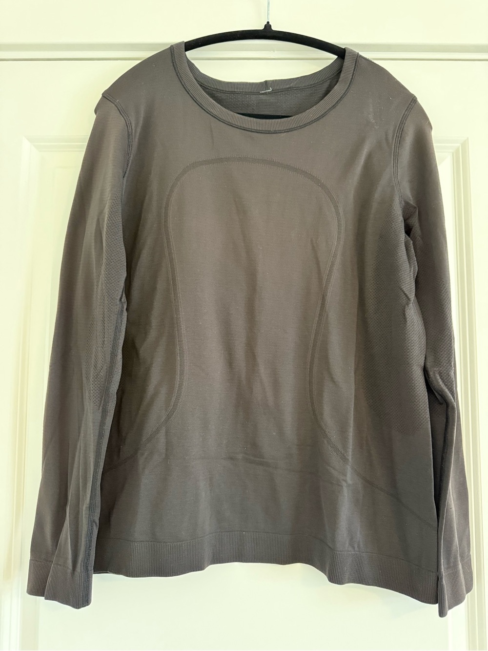 Long Sleeve Lululemon Top in Black